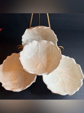 Set of 6 Speckled Cabbage Ware Leaf Bowls Cottagecore Perl glazed Serving Dishes